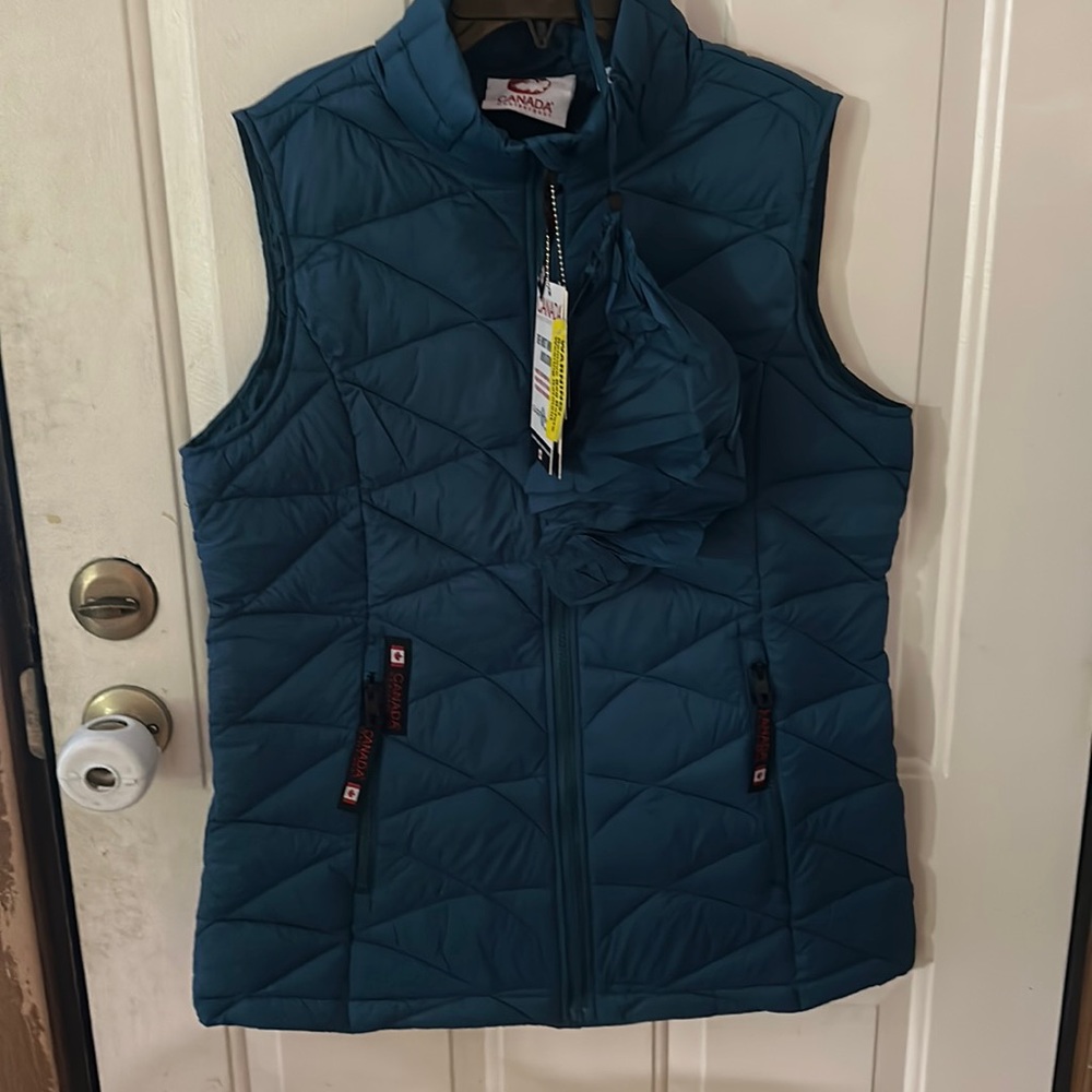 CANADA WEATHER GEAR QUILTED PACKABLE VEST: BLUE: NEW WITH TAGS: SIZE M